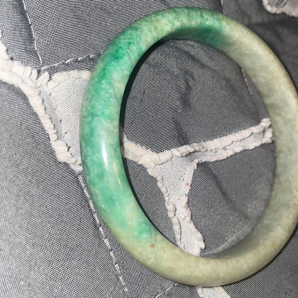 💚authentic Jade bangle 💚 - Picture 2 of 4